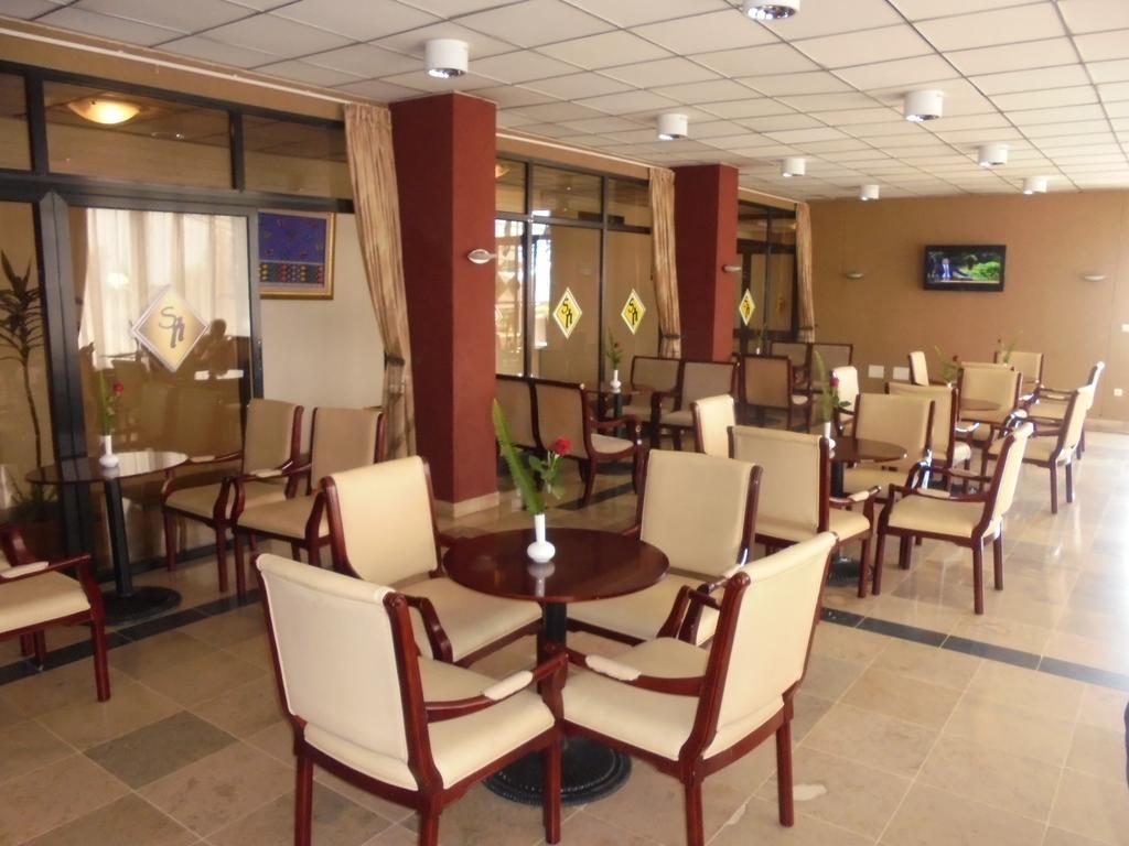 Soramba Hotel Business Plc Addis Abeba Esterno foto
