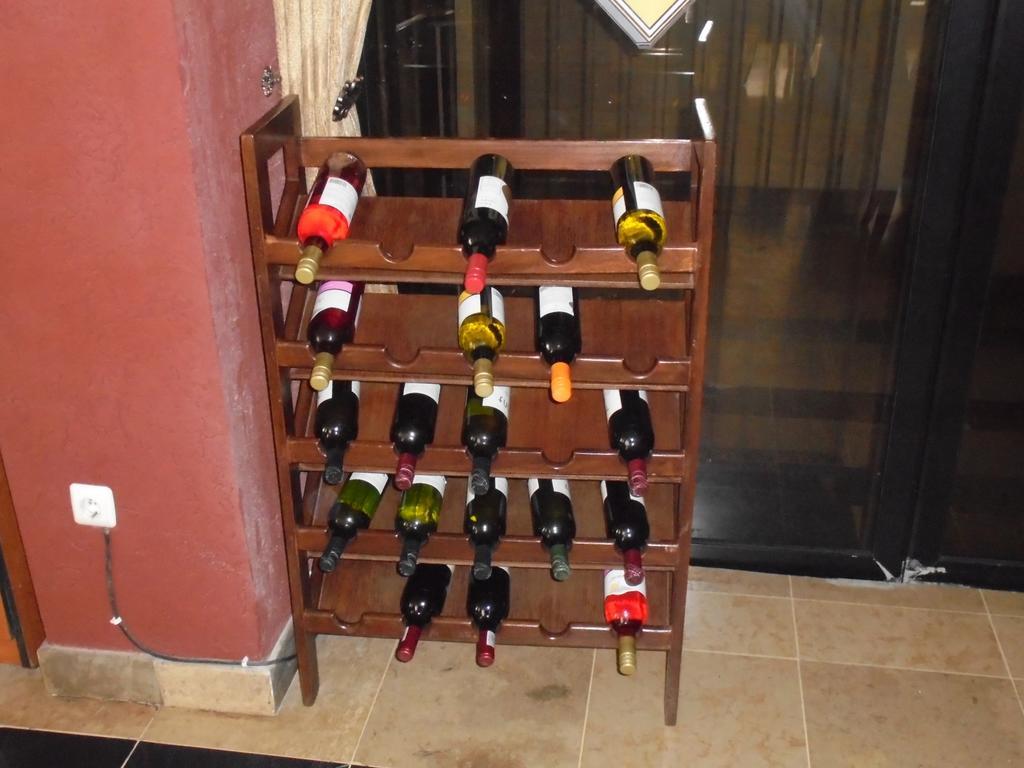 Soramba Hotel Business Plc Addis Abeba Esterno foto
