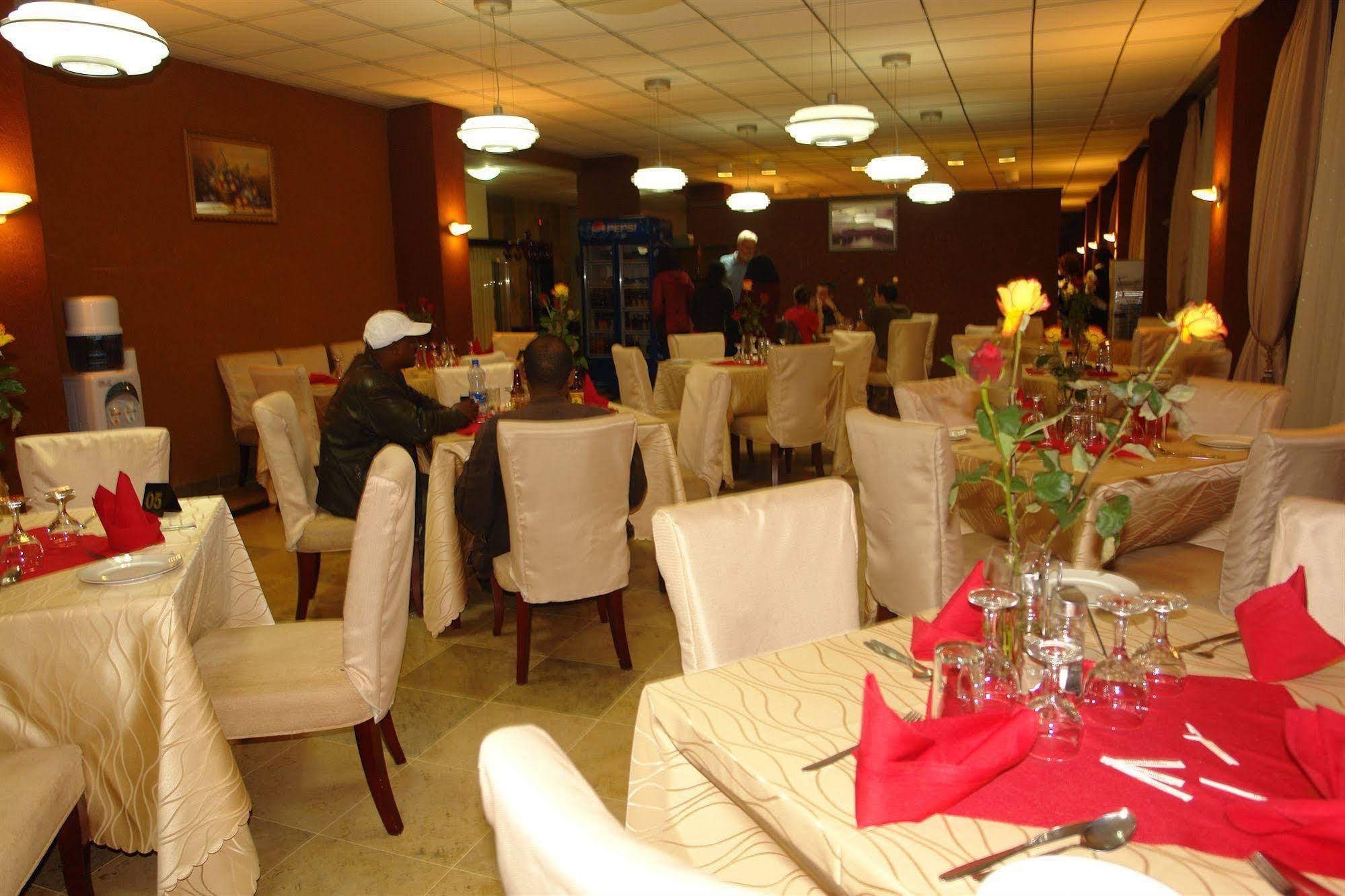 Soramba Hotel Business Plc Addis Abeba Esterno foto